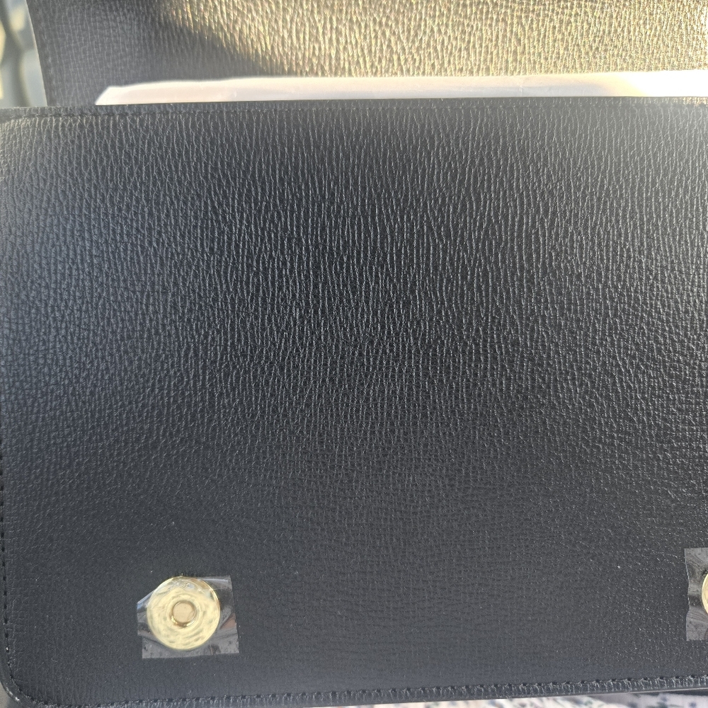 Karl Lagerfeld Crossbody With Long Strap Brand New With Tags Origional Packaging - Picture 5 of 10